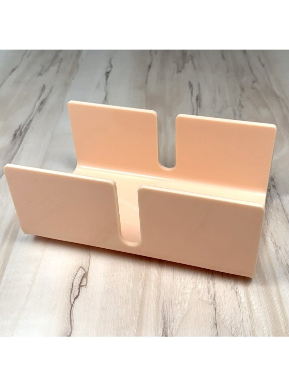VTG 1980s Peach Pink 8.5"x5"x4" Acrylic Plastic Tissue Towel Napkin Holder EUC
